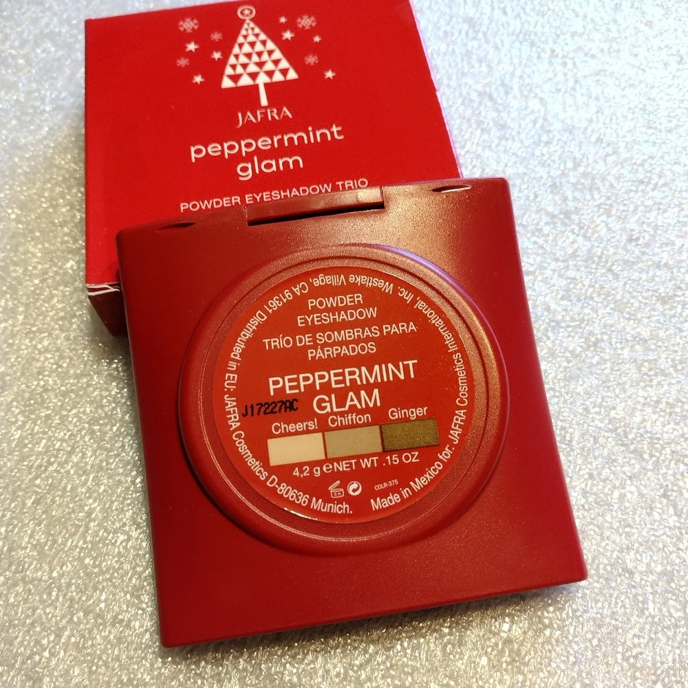 Jafra Cosmetics Powder Eyeshadow Trio Peppermint Glam